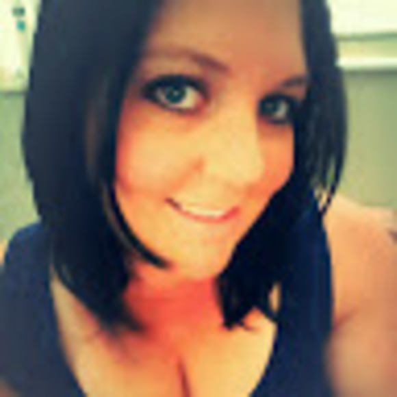 Meet your Posher, Cherish - Picture 1 of 1